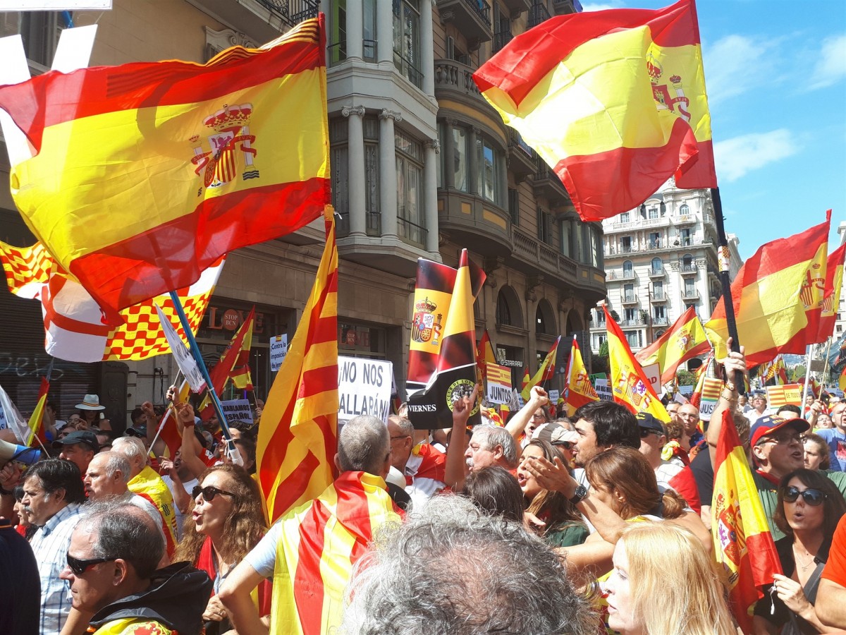 Manifestaciu00f3n parlem espau00f1ol