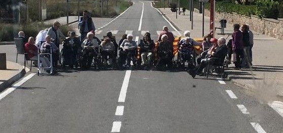 Ancians residència cadira rodes 03102018