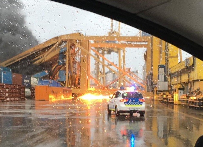 Incendi Port Barcelona