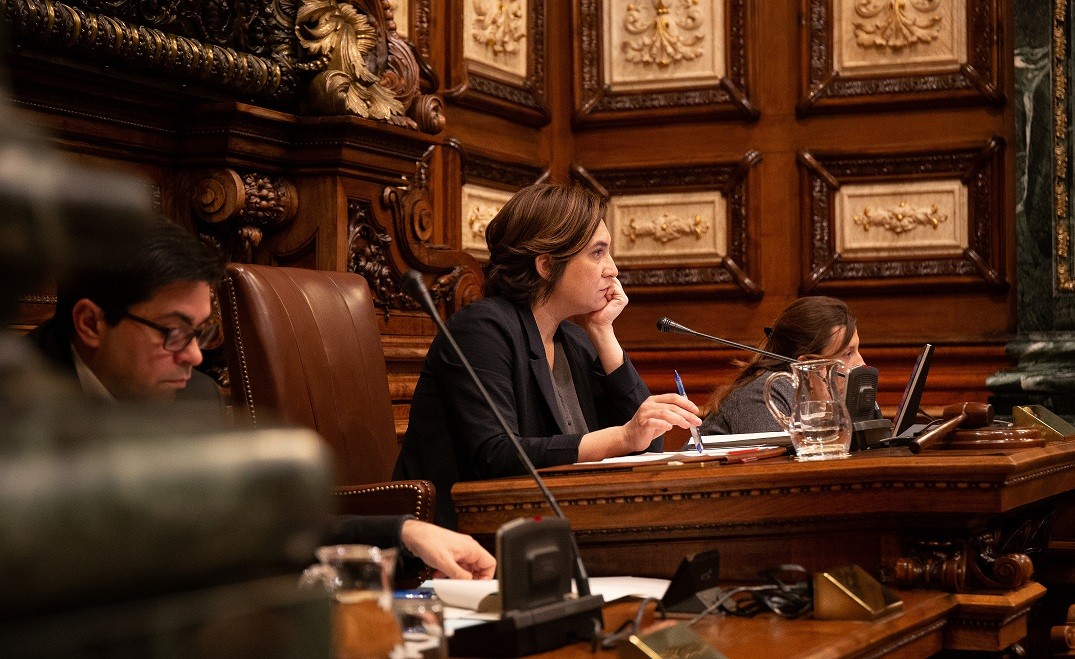 Colau ple seguretat