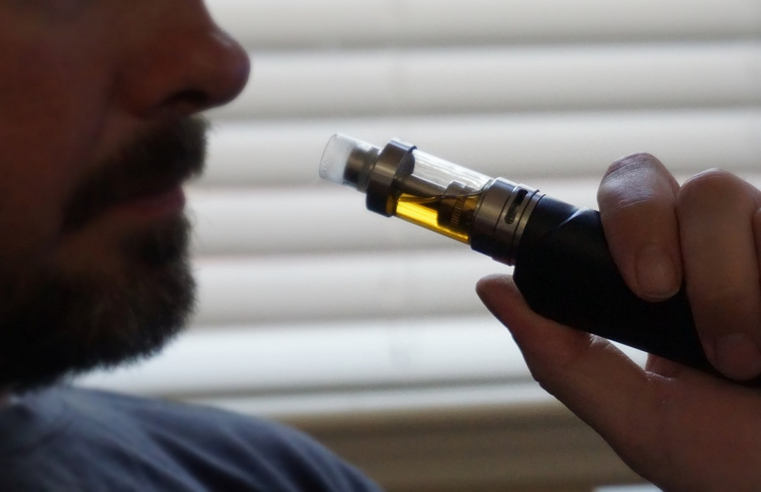 Vapeador o cigarret electrònic