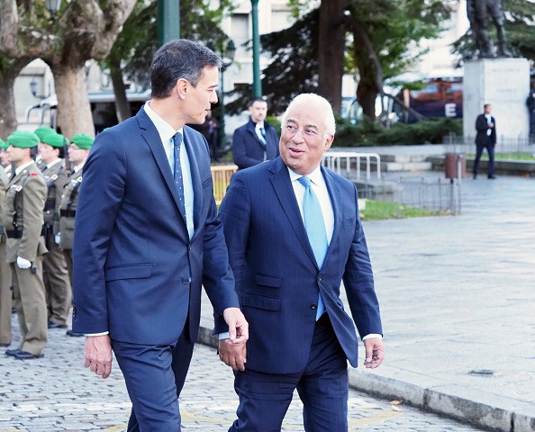 Antonio costa amb pedro sánchez