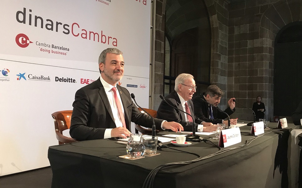 El candidat del PSC a la Alcaldu00eda de Barcelona, Jaume Collboni, a la Cambra de Barcelona