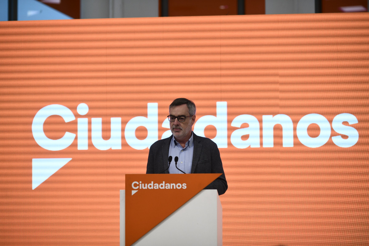 El secretari general de Ciutadans, José Manuel Villegas, en roda de premsa després de la primera reunió del Comitè Nacional de Negociació de Governs