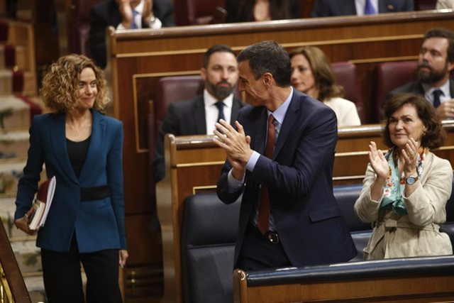 Meritxell Batet i Pere Su00e1nchez al Congrés dels Diputats