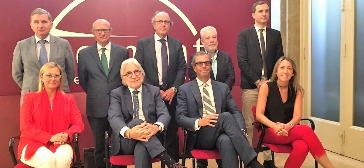 Josep Su00e1nchez Llibre i l'equip de Foment del Treball