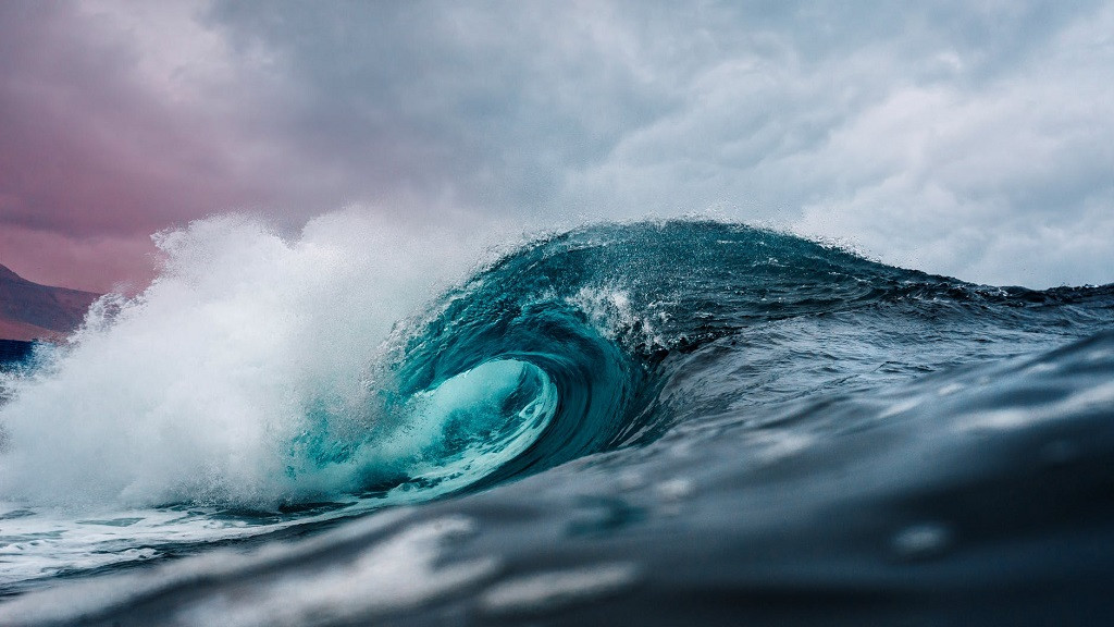 Una onada a l'oceà, mar