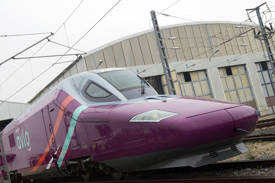 AVE barat AVLO de Renfe