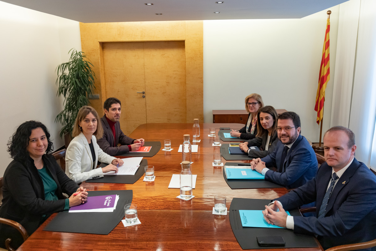 Acord pressupost Govern comuns (imatge1)