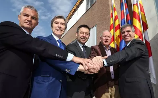 Braida (segon per l'esquerra), juntament, Bartomeu, Rexach, Bordas i Mestre quan formava part de l'entramat esportiu de l'FC Barcelona