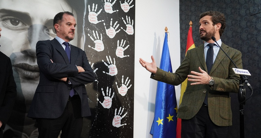 El candidat a lehendari Carlos Iturgaiz i el president de el Partit Popular Pau Casado