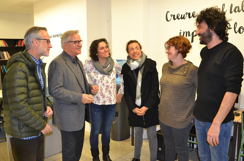 Cap de Economu00eda Social de Cu00e1ritas Tarragona Vicenu00e7 Veses; director de Cu00e1ritas Tarragona Salvador Granu00e9; coordinadora de projectes de Fundaciu00f3n Endesa Vanessa