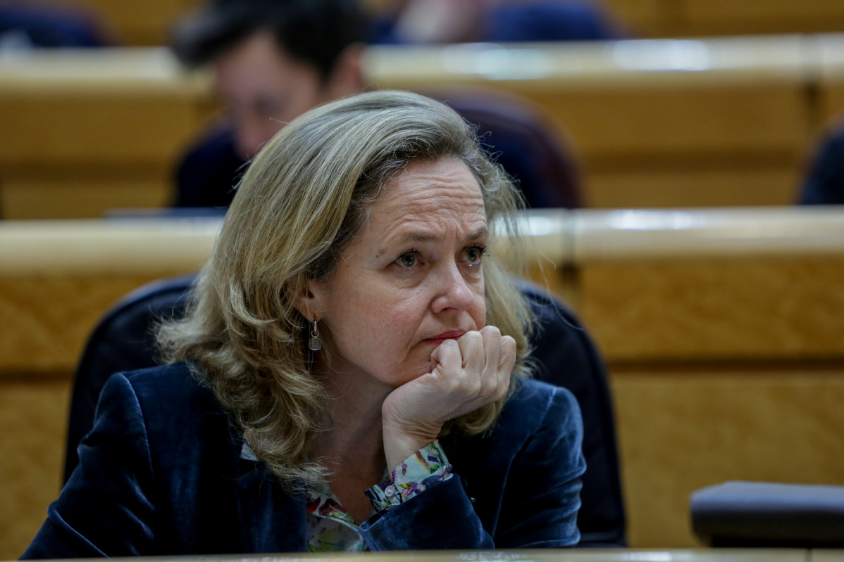 La vicepresidenta tercera i ministra d'Afers Econòmics i Transformació Digital, Nadia Calviño, durant la sessió de control a Govern al Senat el passat 3 de març.