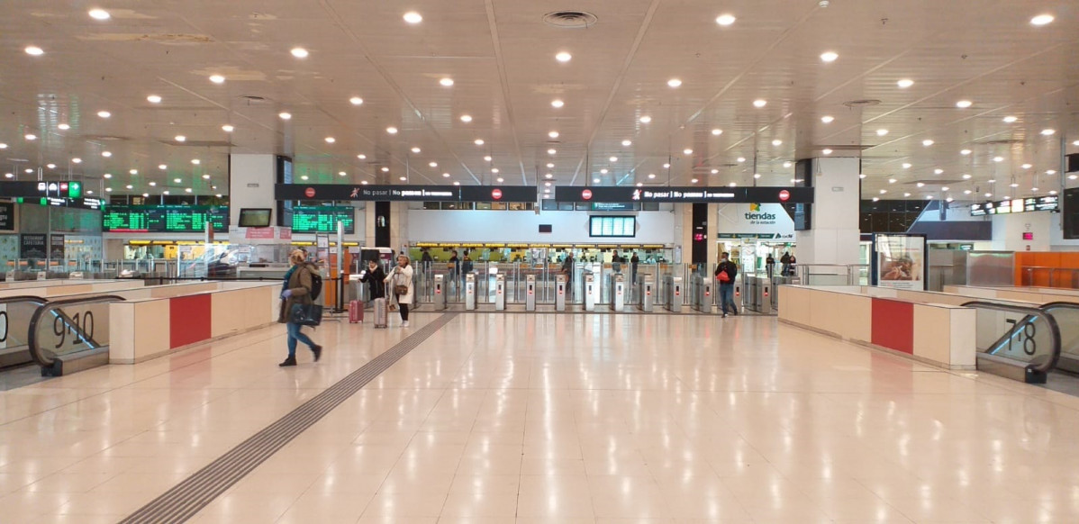 Vestu00edbulo de la estaciu00f3n de Sants