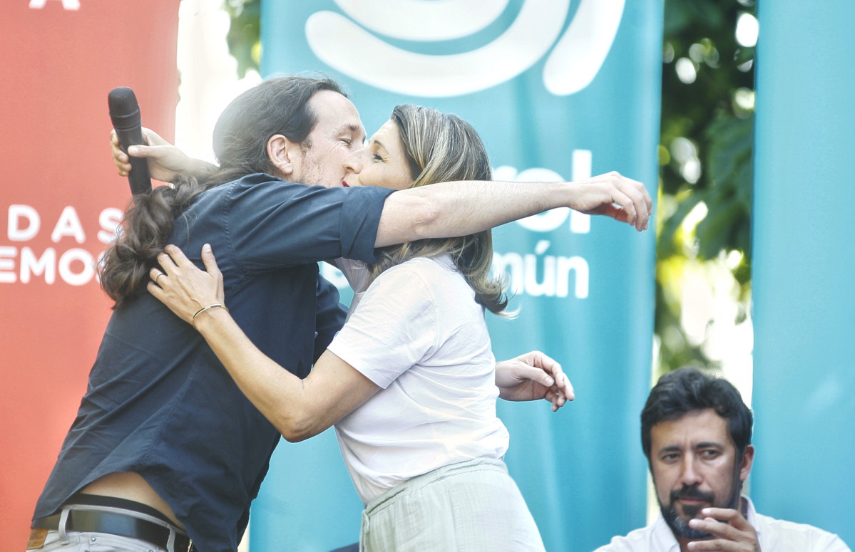 O líder de Podem, Pablo Iglesias, i a candidata galega d'En Comun Unides Podem, Yolanda Diaz, intervenen no acte de Podem a Ferrol, Galícia