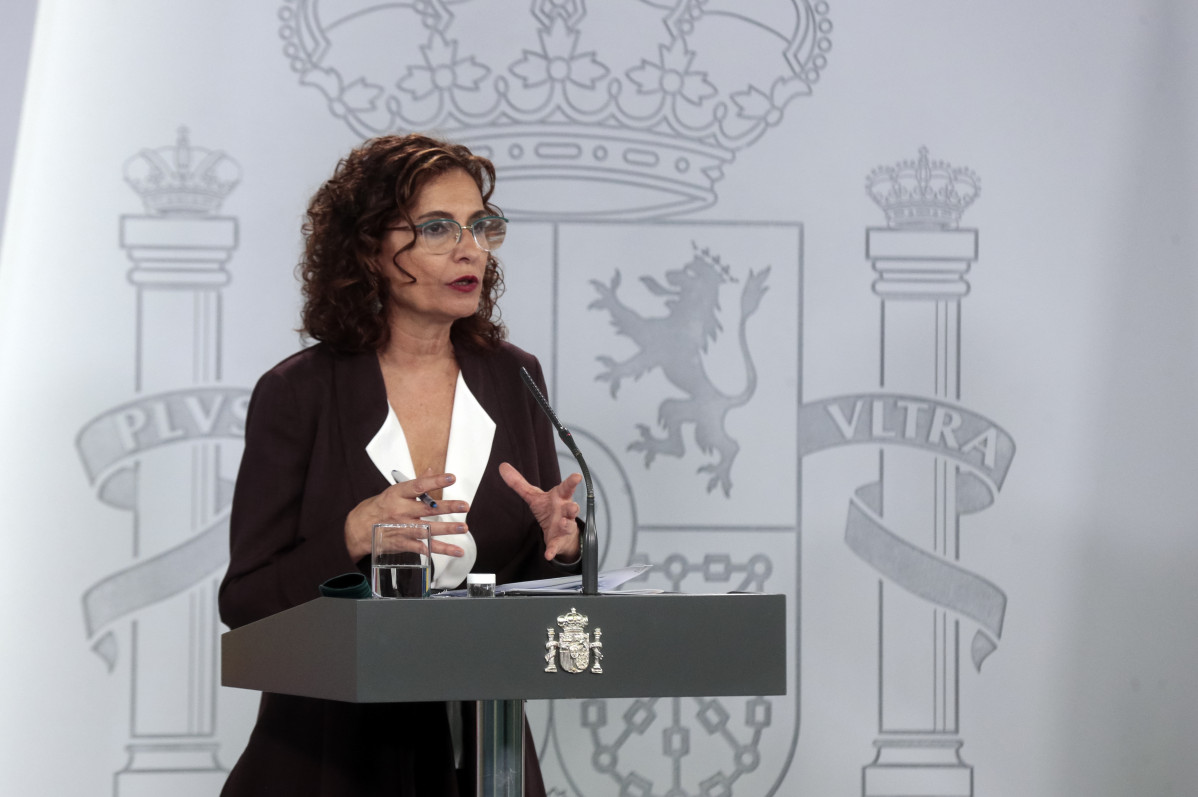 La ministra d'Hisenda i portaveu de Govern, María Jesús Montero, durant una roda de premsa després del Consell de Ministres, al Palau de la Moncloa, a Madrid (Espanya) a 7 d'abril de 2020.