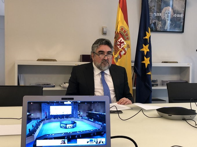 El ministre de Cultura i Esport, José Manuel Rodríguez Uribes, durant la reunió telemàtica amb els ministres d'Esports de la Unió Europea celebrada recentment