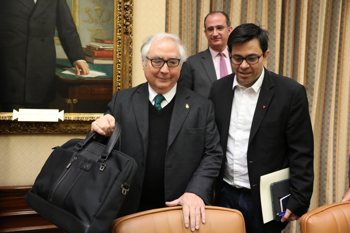 El ministre d'Universitats, Manuel Castells, el passat mes de febrer en la seva primera compareixença al Congrés.