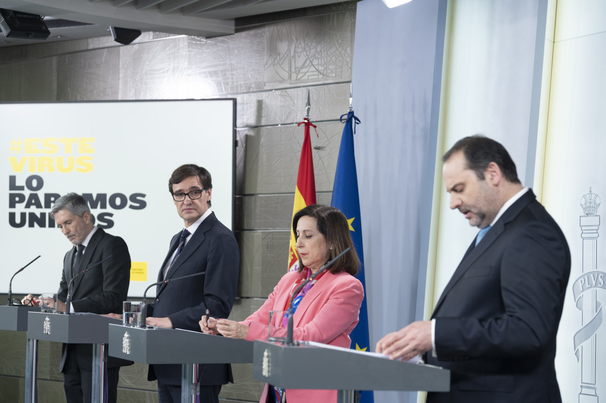 El ministre de l'Interior, Fernando Grande-Marlaska; el ministre de Sanitat, Salvador Illa; la ministra de Defensa, Margarita Robles