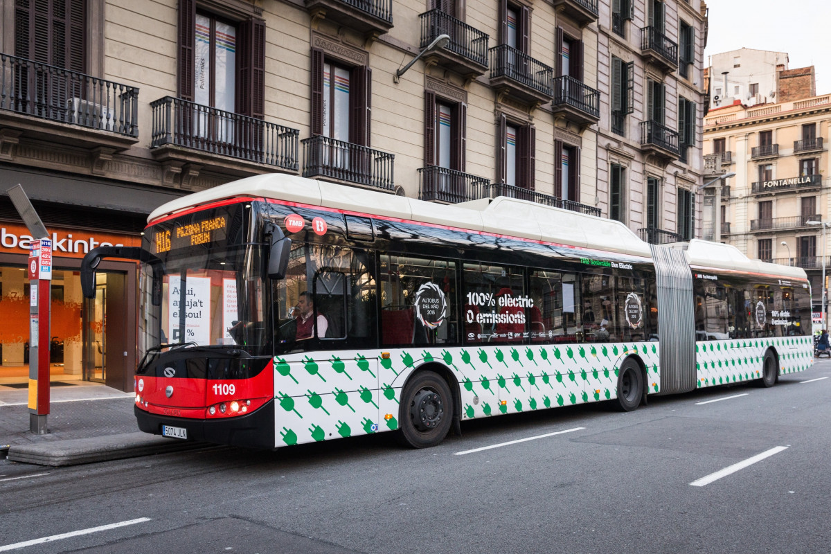 Autobús elèctric de Transports Metropolitans de Barcelona de la línia H16