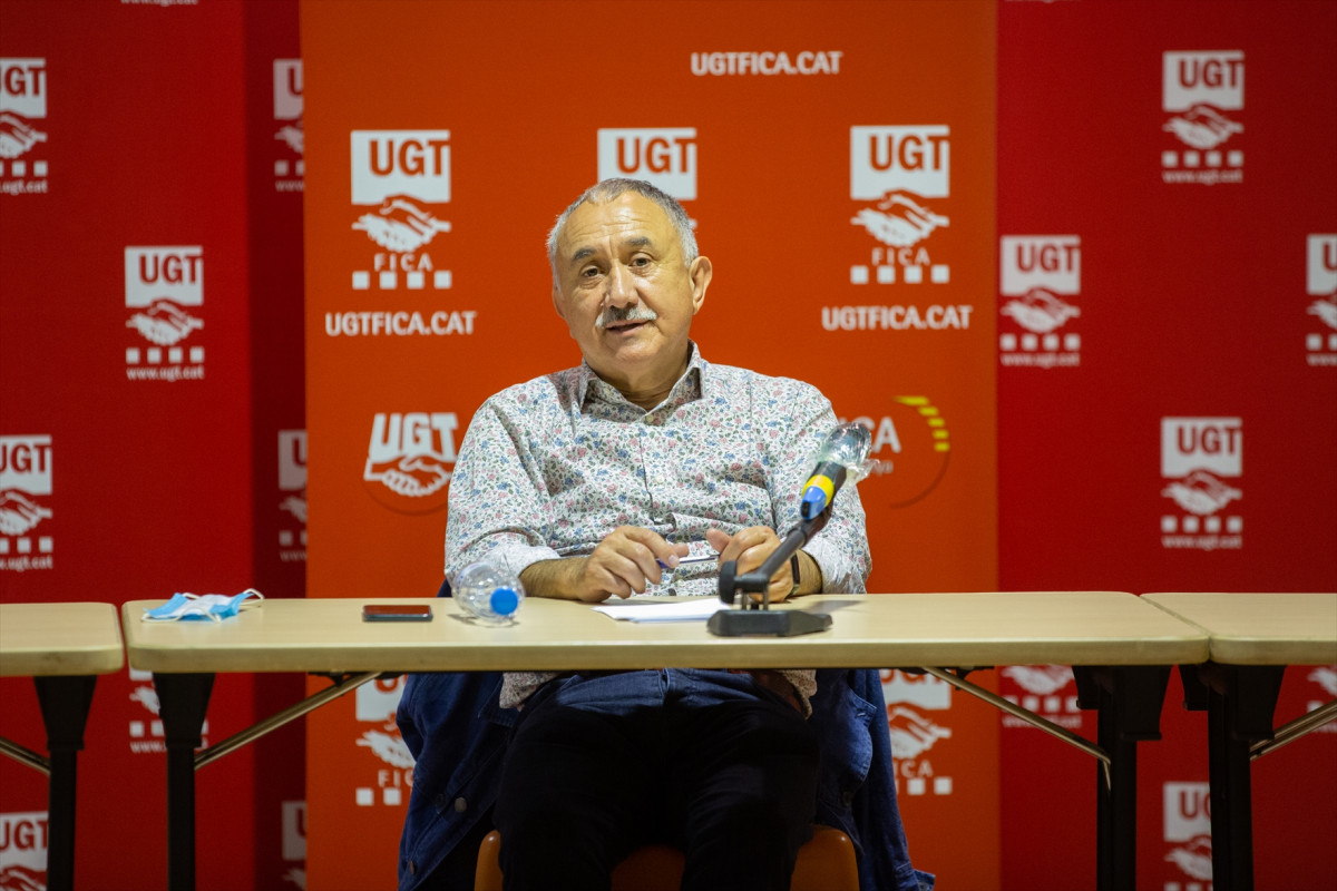 El secretari general d'UGT, Josep Maria Álvarez, durant una roda de premsa d'UGT a la seu de la UGT de Catalunya sobre la situació de Nissan, a Barcelona, Catalunya (Espanya) a 8 de juny de 2020.