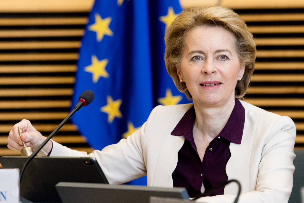 HANDOUT - 03 June 2020, Belgium, Brussels: European Commission President Ursula von der Leyen holds the weekly commissioners meeting. Photo: Etienne Ansotte / European Commission / dpa - ATTENTION: editorial usi only and only if the credit mentioned above is