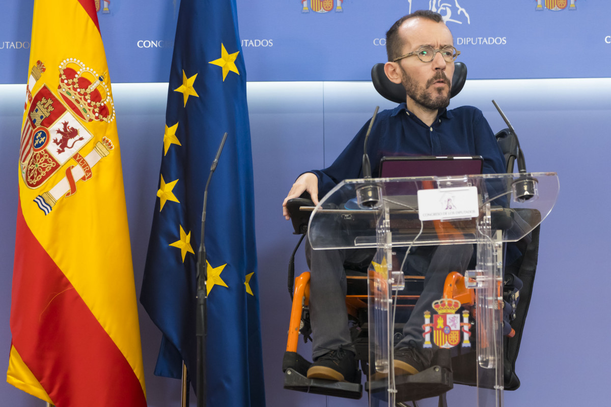 El portaveu d'Unides Podem al Congrés, Pablo Echenique, en roda de premsa