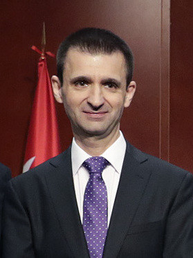 Josu00e9 Pau Lu00f3pez Su00e1nchez en la seva presa de posesiu00f3n com a nou director de Ràdio Televisiu00f3n Madrid