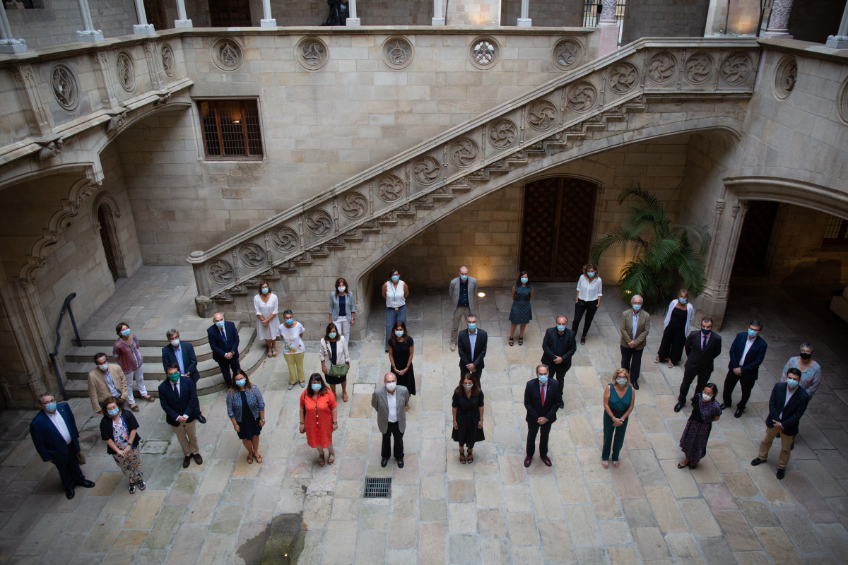 El president de la Generalitat de Catalunya, Quim Torra, presideix la reunió constitutiva de l'comitè d'experts per a la transformació de el sistema públic de salut, al Palau de la Generalitat, Barcelona, Catalunya (Espanya),, 16 de juliol de 2020.