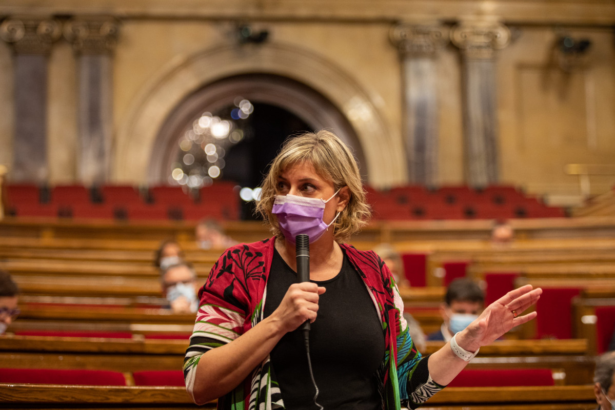 La consellera de Salut de la Generalitat, Alba Vergés, al ple de Parlament.