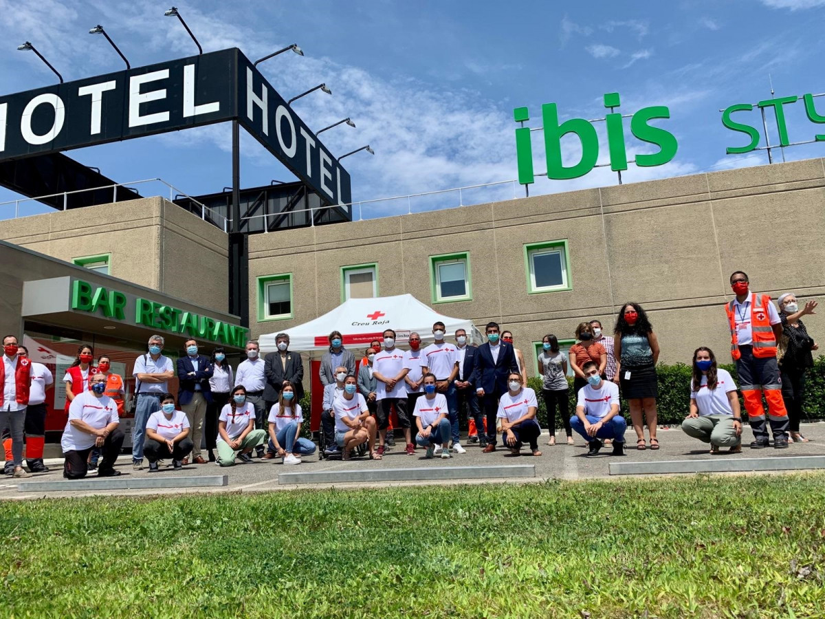 Hakir el Homrani ha visitat l'espai hotel Ibis de Torrefarrera acompanyat de el president de la Diputació de Lleida i l'alcalde del municipi Jordi Latorre.