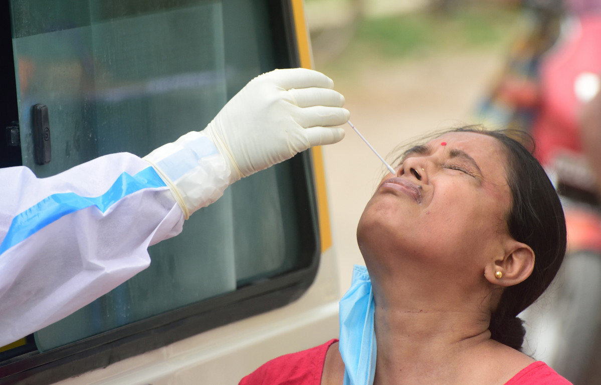 Coronavirus.- Índia registra una xifra rècord de més de 50.000 nous casos en o