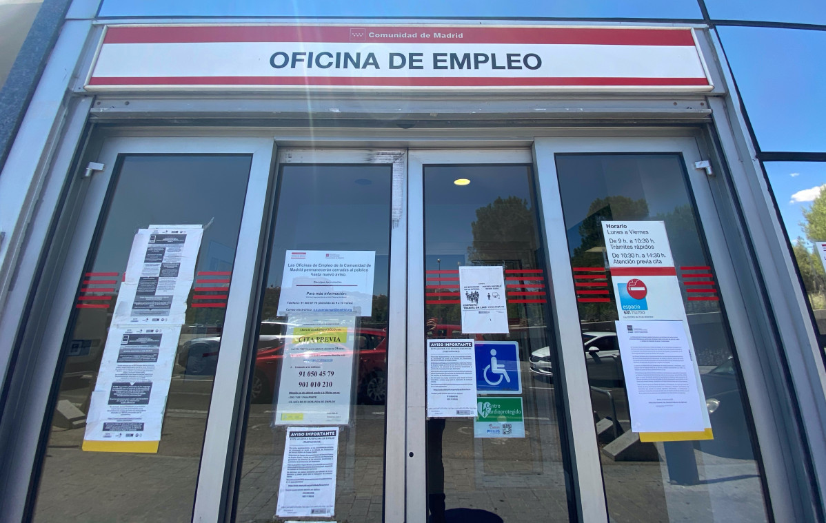 Entrada a una oficina de l'SEPE a Madrid
