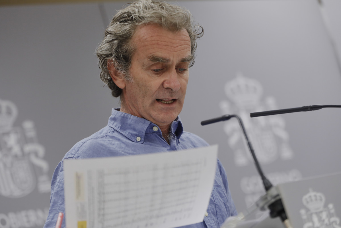 El director de el Centre de Coordinació d'Alertes i Emergències Sanitàries, Fernando Simón, ofereix una roda de premsa per informar de l'evolució de la COVID-19, a la Seu de l'Ministeri de Sanitat, a Madrid (Espanya) a 10 d'agost de 2020 .
