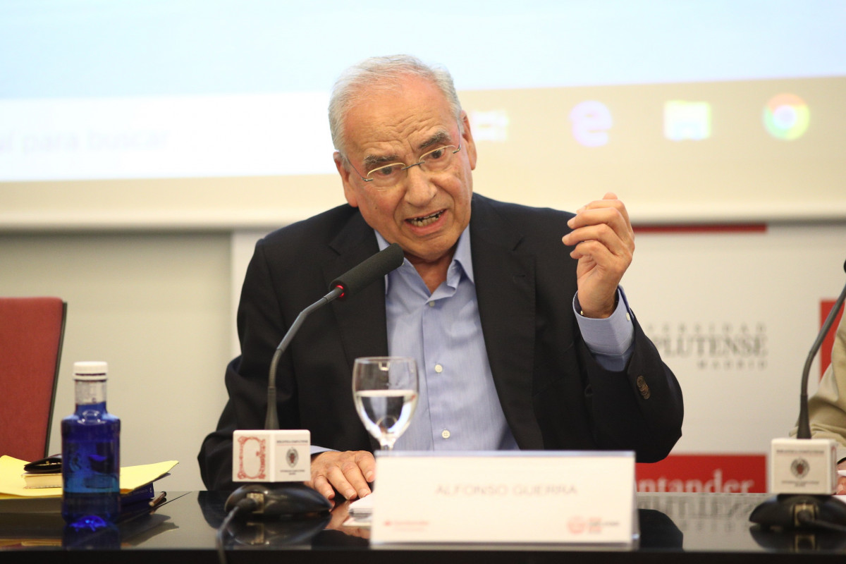 Alfonso Guerra, diputat constituent i exvicepresident de Govern.