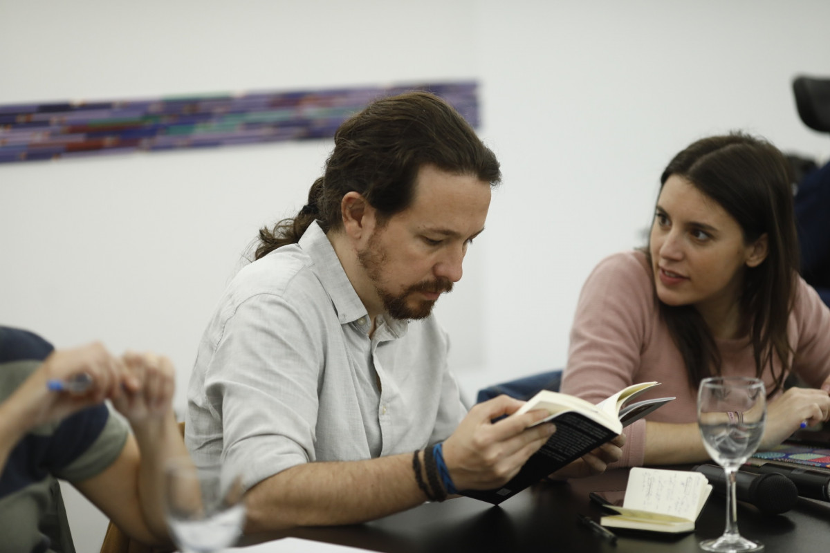 Pablo Iglesias i Irene Montero en una reunió de Podem