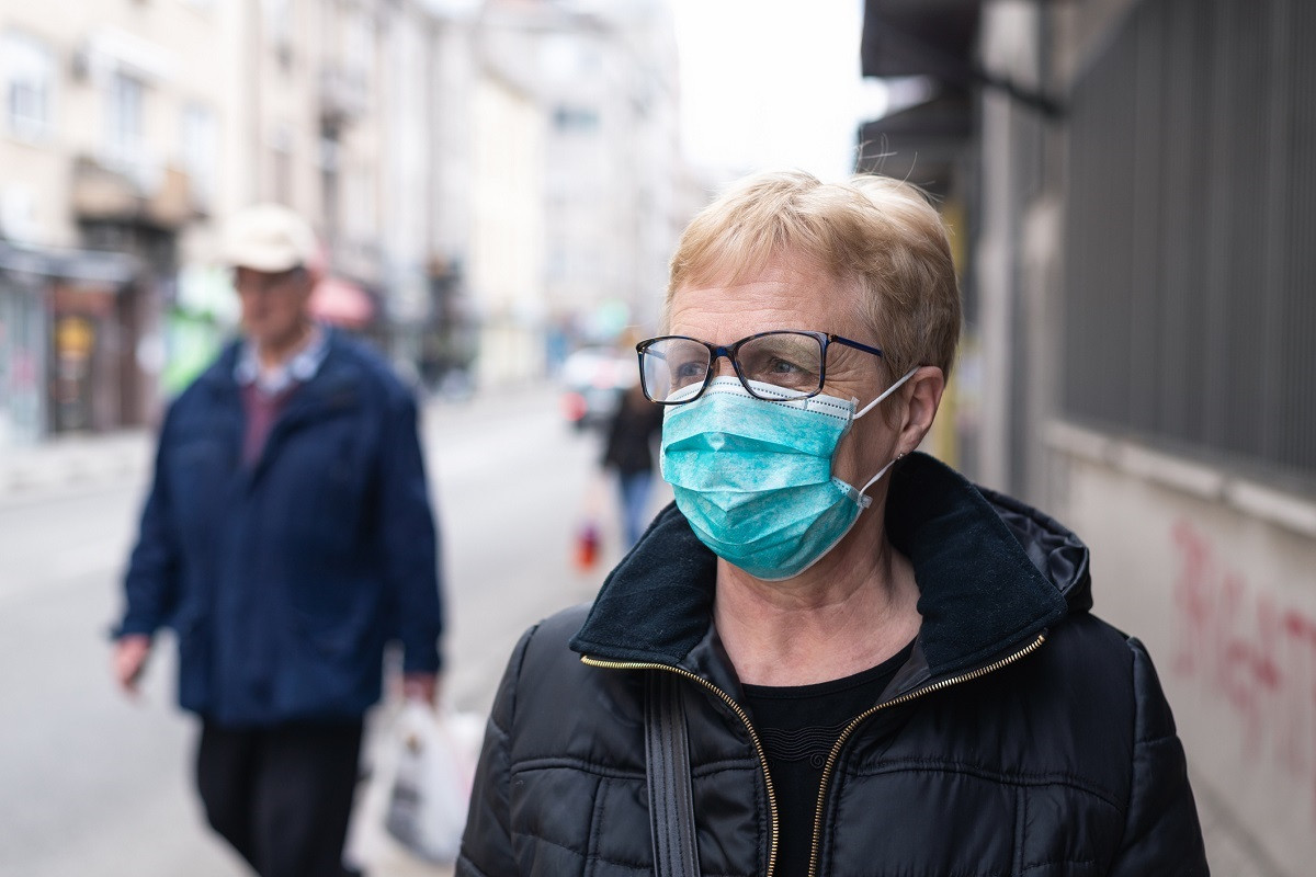 Mask against Coronavirus Sènior woman wearing mask to protect from Coronavirus