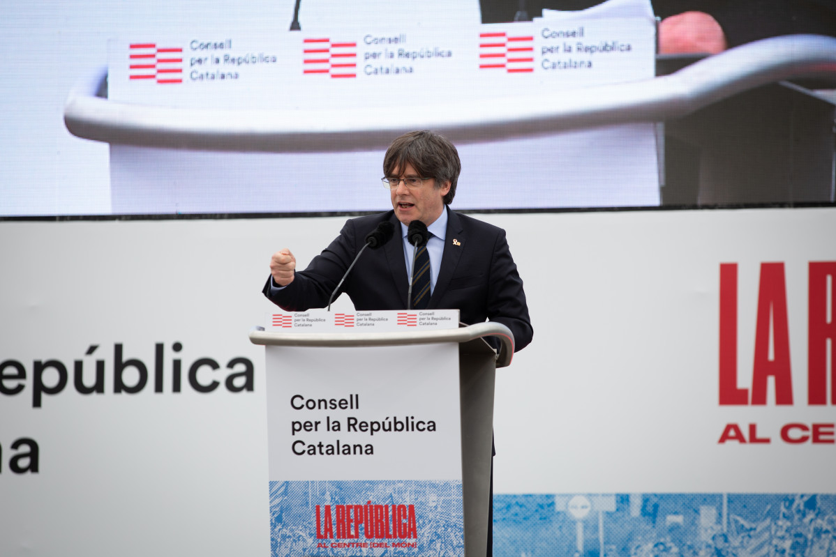 L'expresident Carles Puigdemont interve a l'acta de Consell per la República a Perpinyà (França), 29 de febrer de l'any 2020.