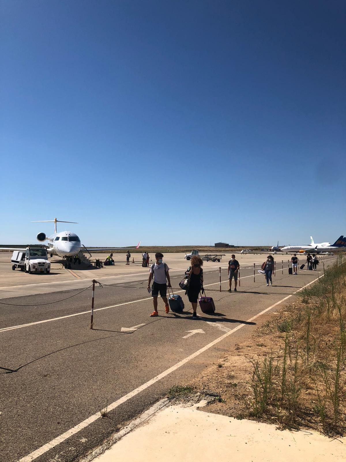 EuropaPress 3300605 viatgers procedents palma mallorca aeroport lleida alguaire