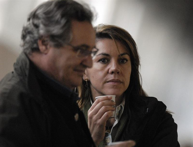 María Dolores de Cospedal I La seva Marit, Ignacio López De l'Ferro