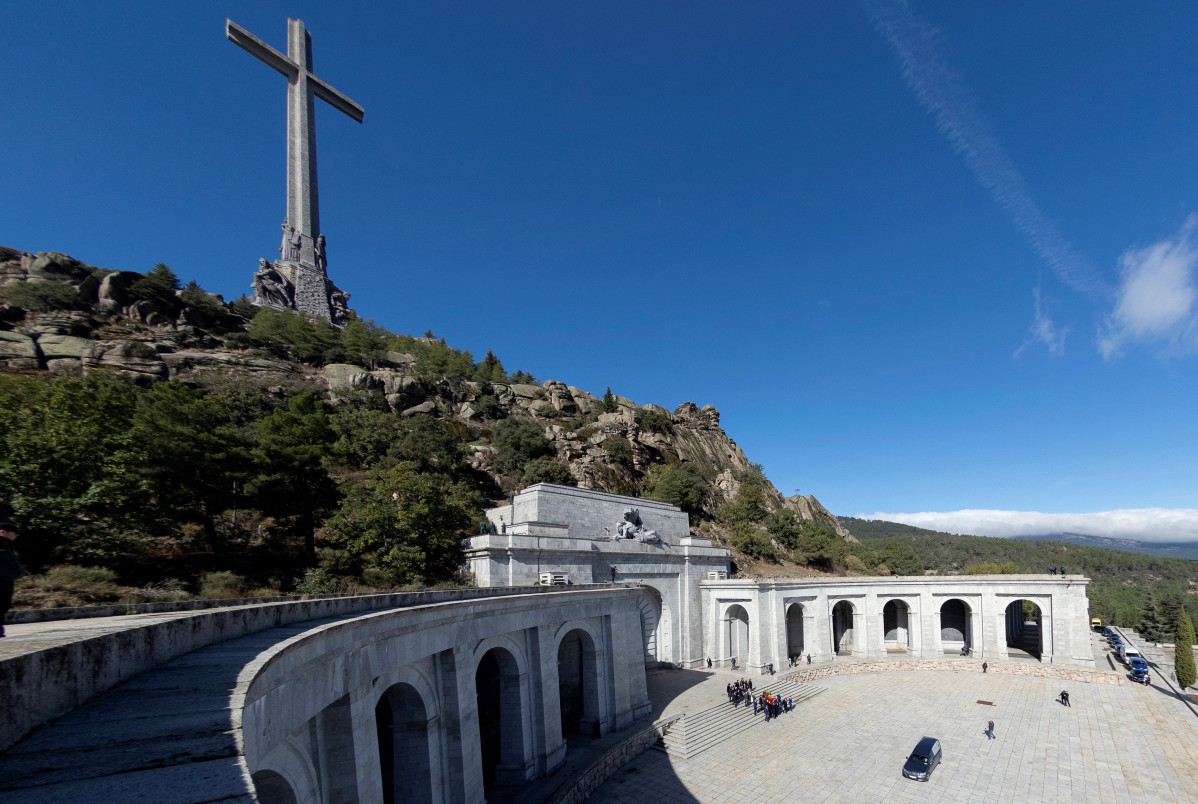 Vista de la basílica de la Vall dels Caiguts en el dia de l'exhumació de Franco, a Madrid, a 24 d'octubre de el 2019.