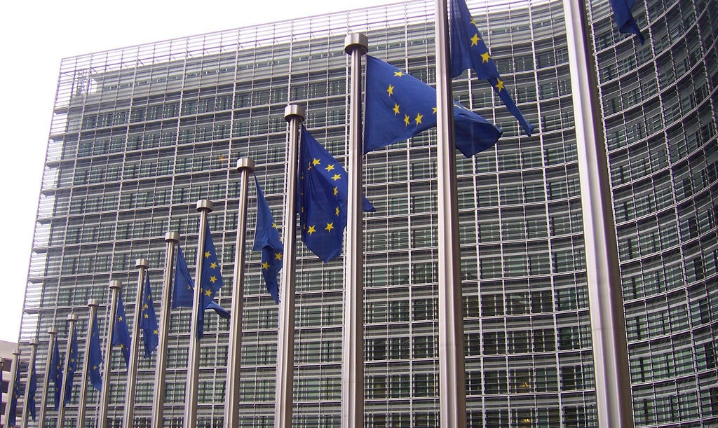 Banderes a la seu de la Comissió Europea a Brussel·les
