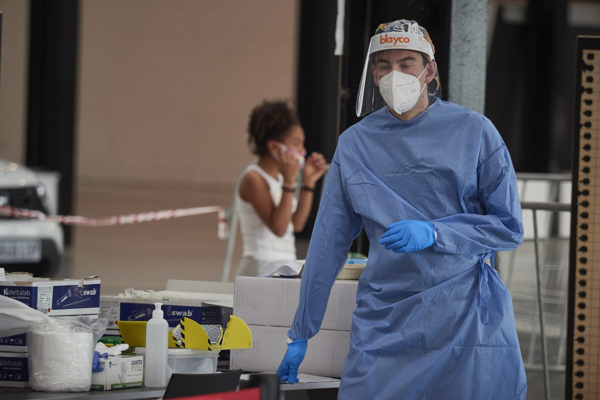 Recinte Firal de Navarra, a Pamplona, on el Departament de Salut de Govern de Navarra realitza proves PCR de detecció de l'Covid-19