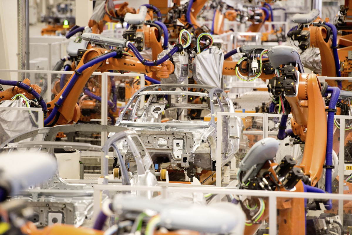 Robots a la planta de Volkswagen a Emden.