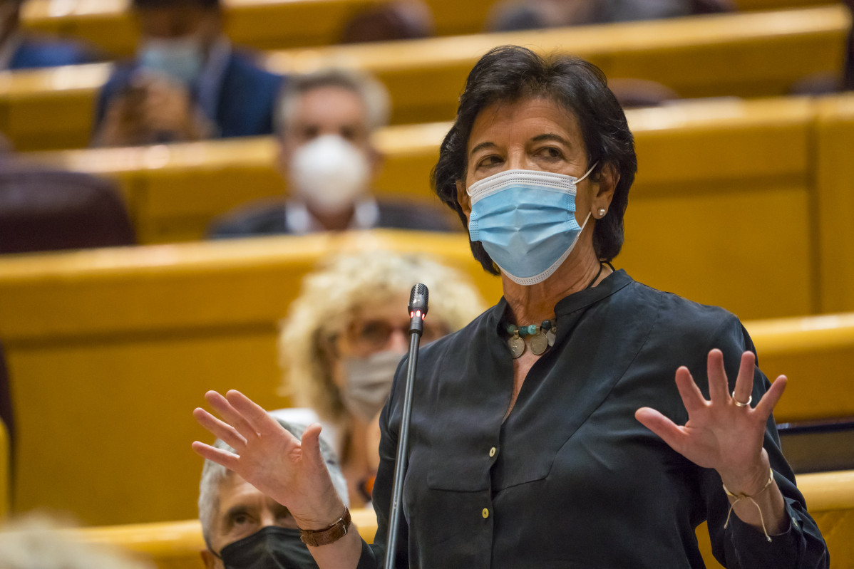 La ministra d'Educació i Formació Professional, Isabel Celaá, al Senat