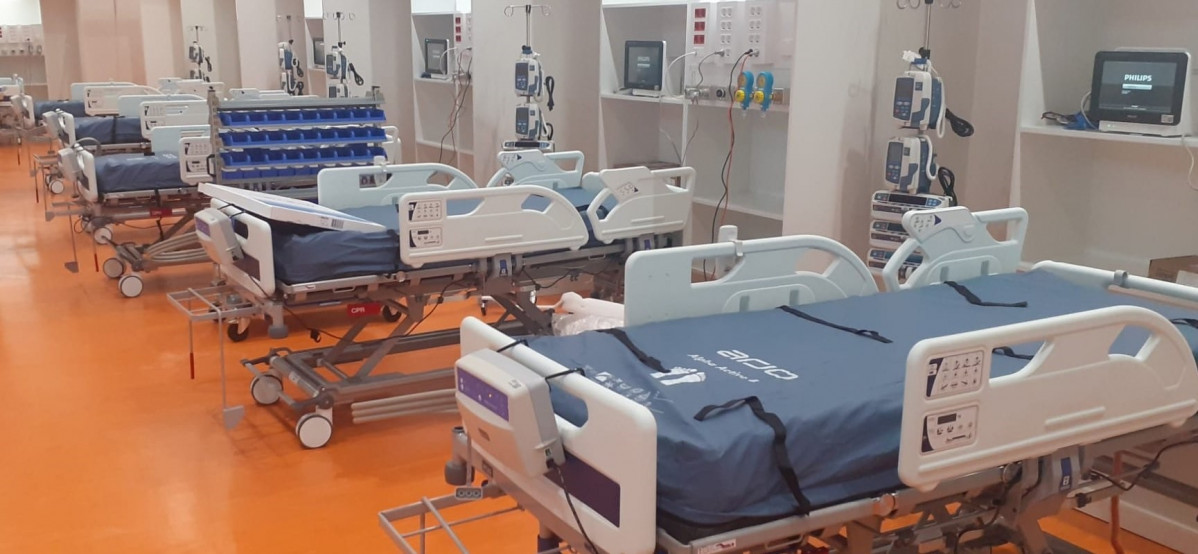 Noves llits d'UCI habilitades al gimnàs de l'Hospital Universitari Central d'Astúries (HUCA) per a pacients amb coronavirus, COVID-19.