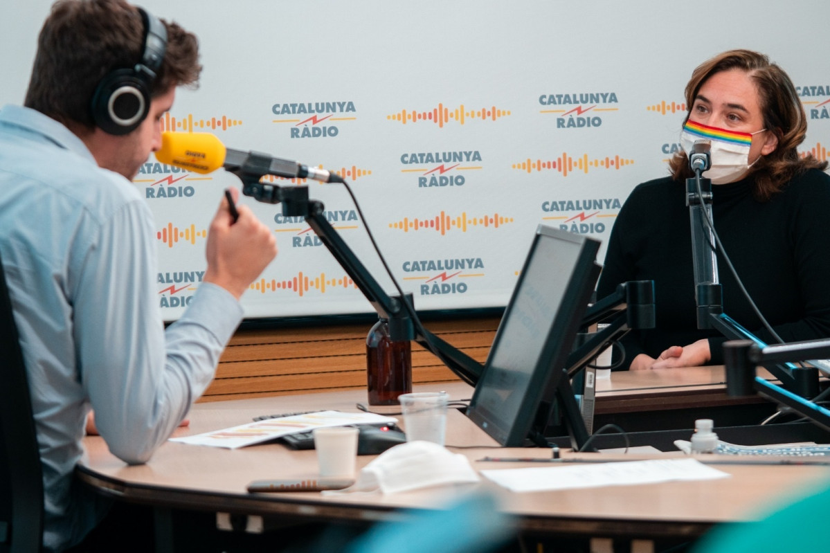L'alcaldessa de Barcelona, Ada Colau, en una entrevista a Catalunya Ràdio.