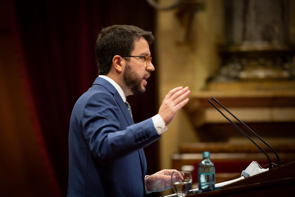 El vicepresident de la Generalitat, Pere Aragonès, en una Compareixença sobre la gestió de la Segona onada a l'ple de Parlament.