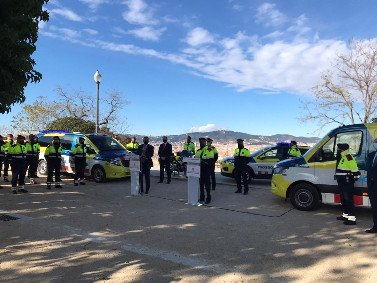 Els Mossos incorporen 69 nous vehicles i canvien la imatge corporativa