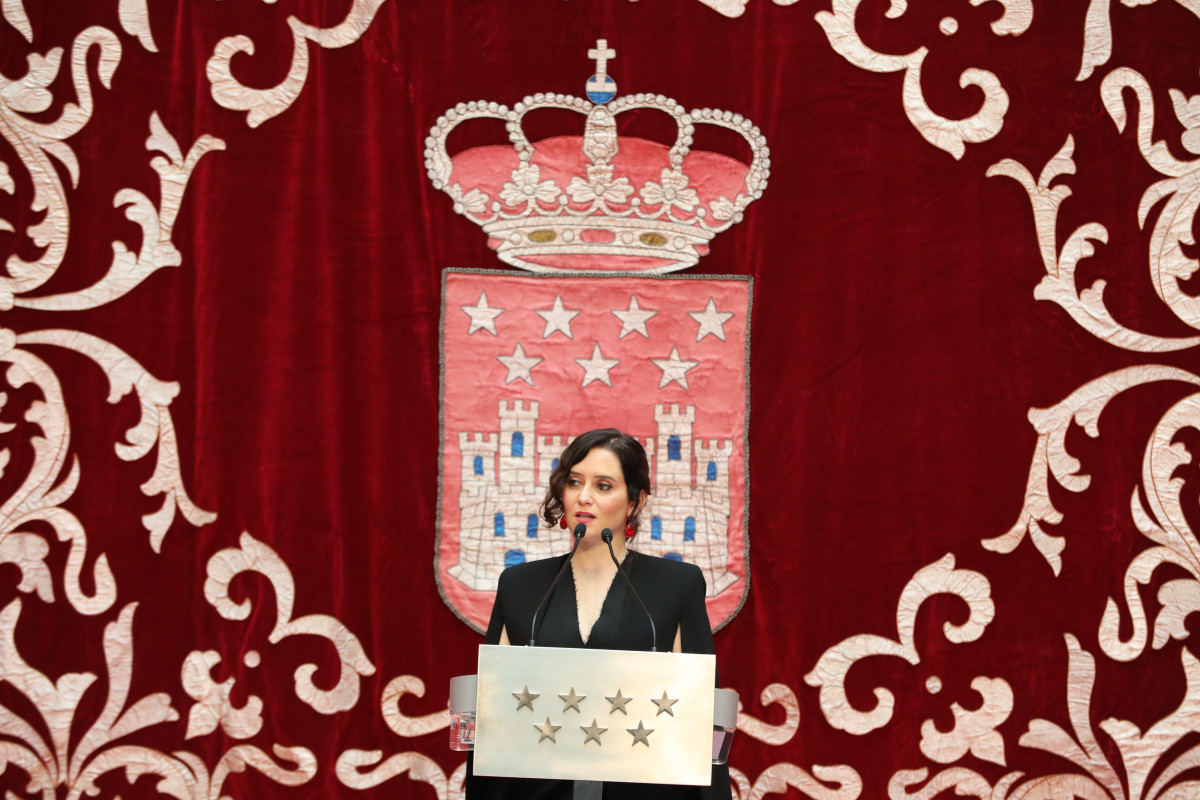 La presidenta de la Comunitat de Madrid, Isabel Díaz Ayuso, intervé durant l'acte d'homenatge a la Constitució, a la Reial Casa de Correus, a Madrid (Espanya), a 4 de desembre de 2020.